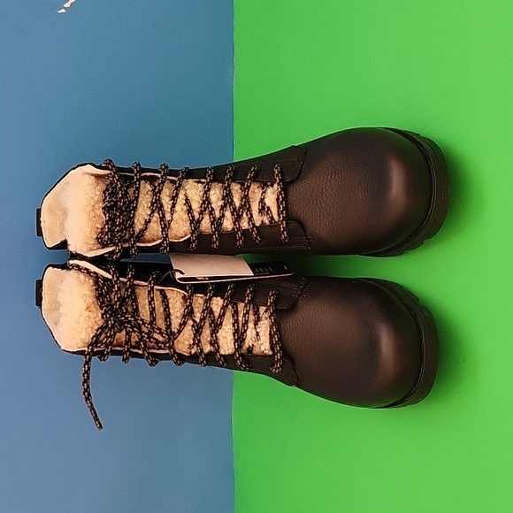 Sorel Emelie Short Lace Cozy - Picture 4 of 12